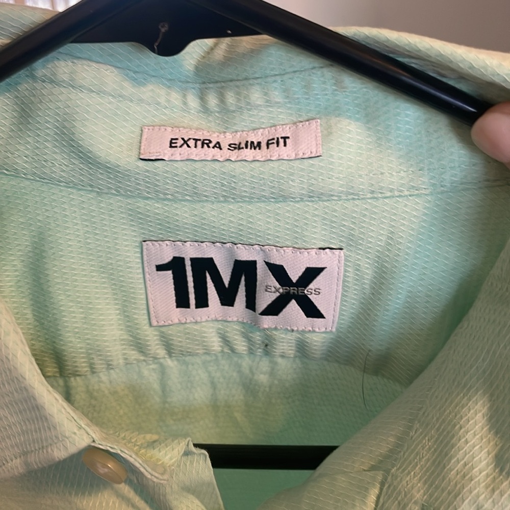 Express button down - Picture 2 of 2